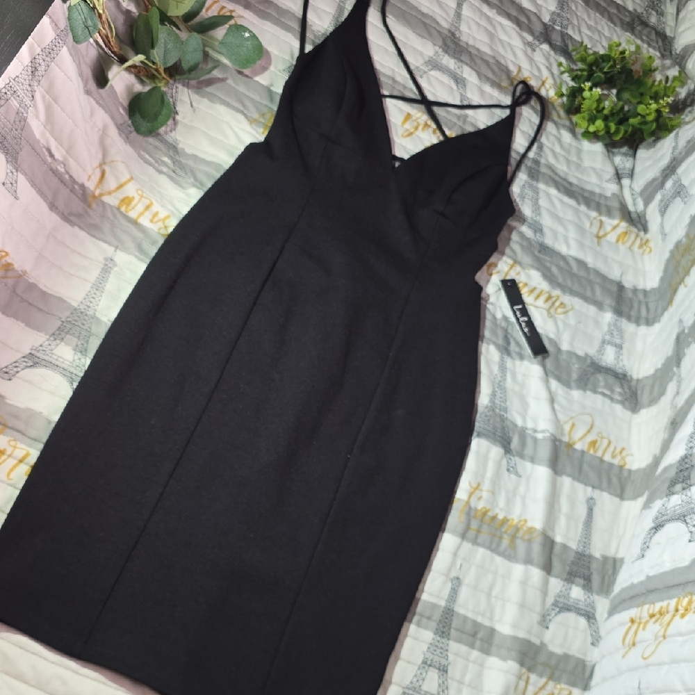 Lulu's Elegant Black Backless Dress